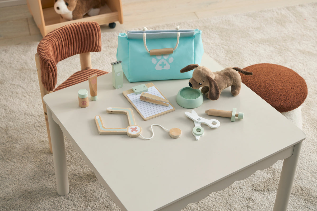 Zookabee Wooden Vet Play Set