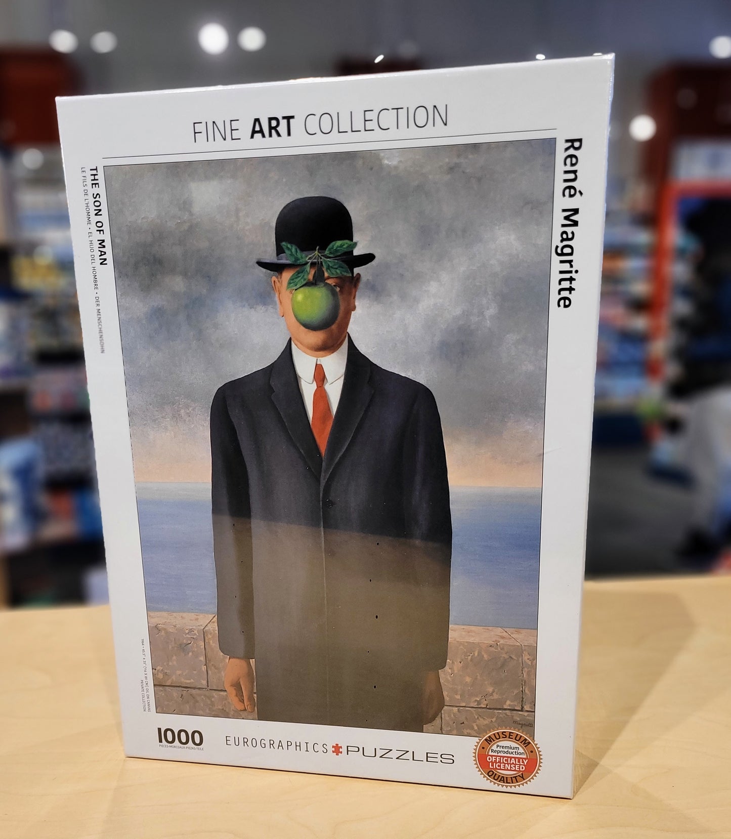Eurographics 1000pc Jigsaw Puzzle Magritte Son Of Man