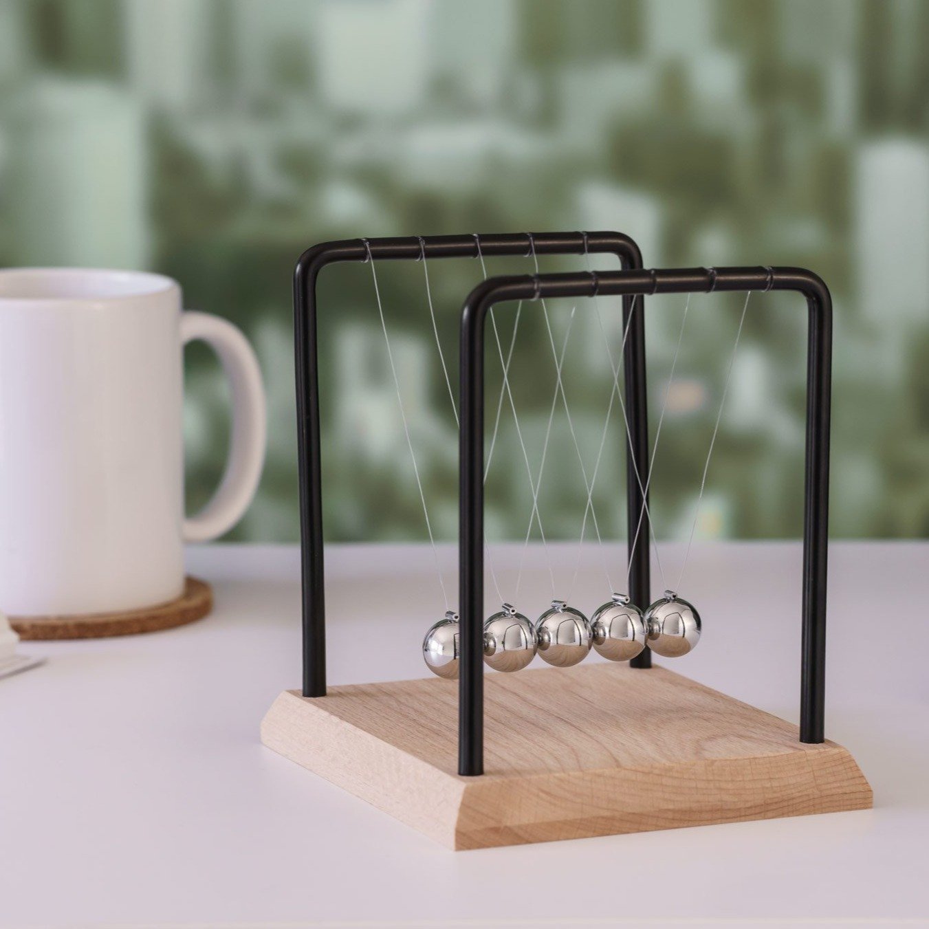Heebie Jeebies 14cm Newtons Cradle Wood Base