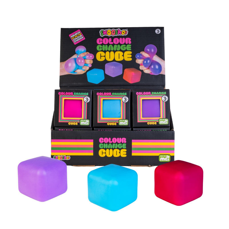 Smooshos Colour Change Cube cdu with packaging and three colored cubes on a white background