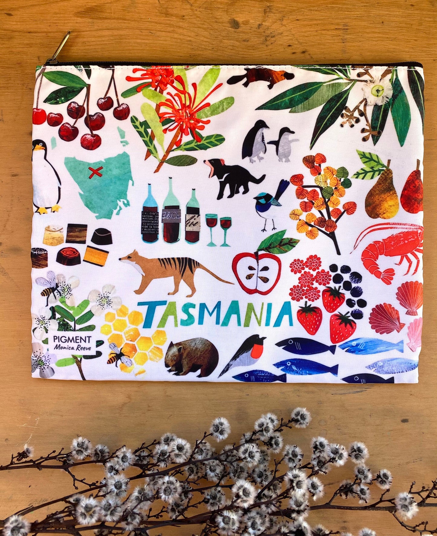 Pigment by Monica Reeve Coin Purse Tasmanian Icons Large