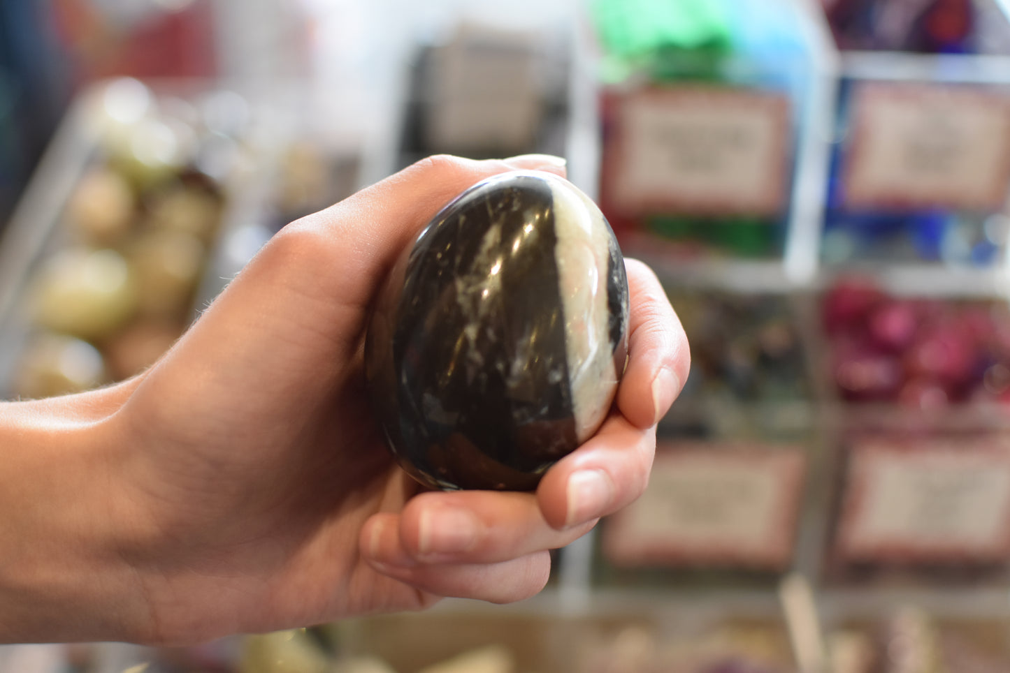 Marble Agate Egg Large 7.5cm Assorted