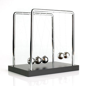 Newtons Cradle Large