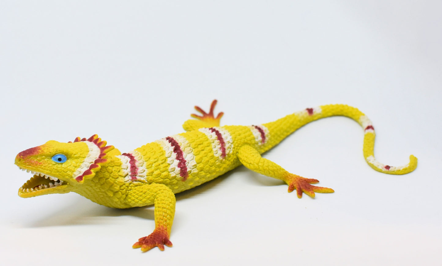 Stretchy Lizard Assorted Large Sensory Toy